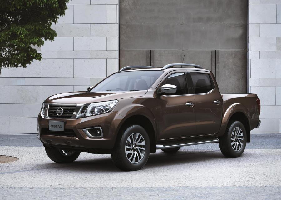  Nissan NP300 Navara Double Cab 2014 года  (TH) (фото 2 из 34)